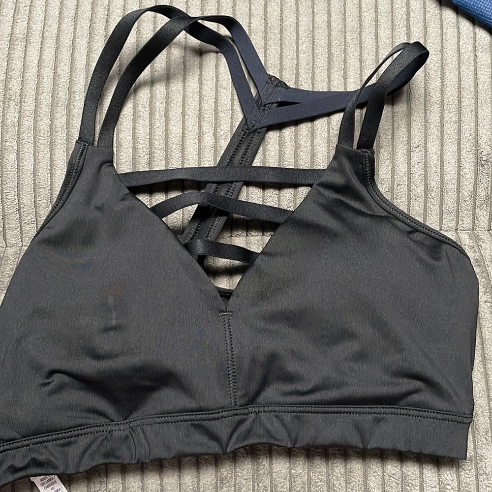 Victoria Sport size small sports bra black